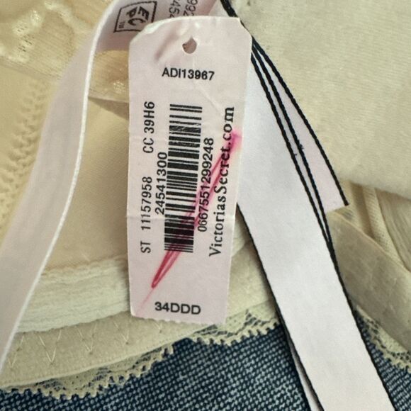 NWT Victoria’s Secret Body Beige Nude Lace Bow Lined Demi Bra Underwire 34DDD - Picture 5 of 6